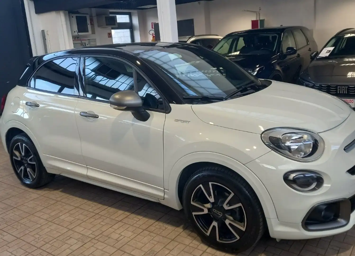 Fiat 500X 1.6 MultiJet 130 CV Sport Grigio - 2