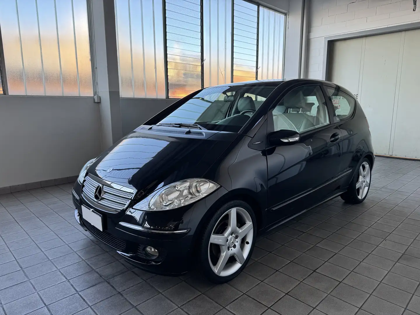 Mercedes-Benz A 200 turbo Avantgarde coupe - 2