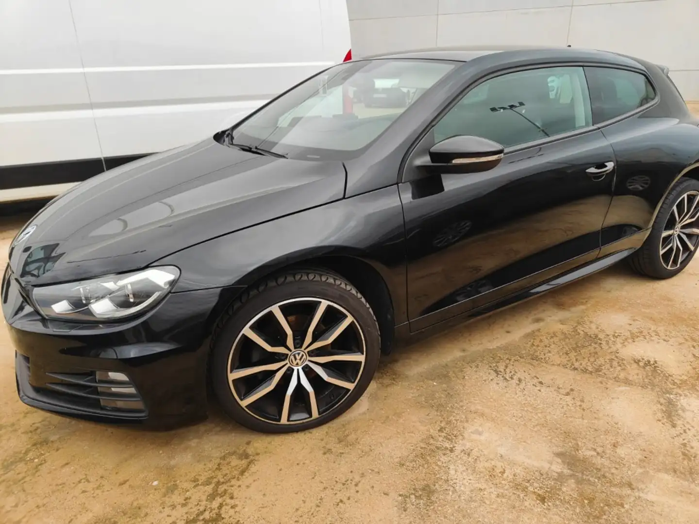 Volkswagen Scirocco 2.0TDI BMT Typhoon by R-Line 110kW Negro - 1