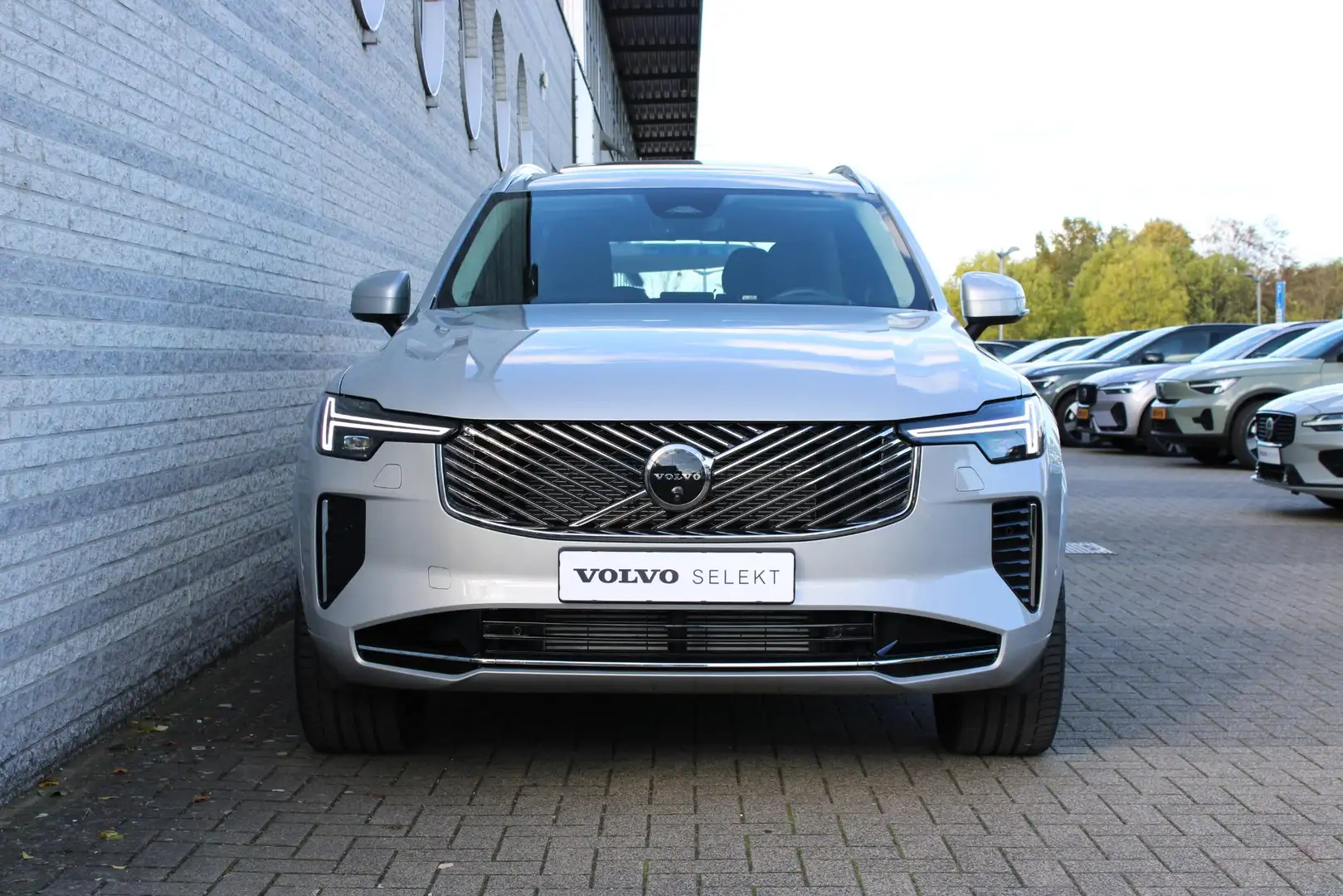 Volvo XC90 T8 Automaat Plug-in hybrid AWD Ultra Bright Charco Gris - 2