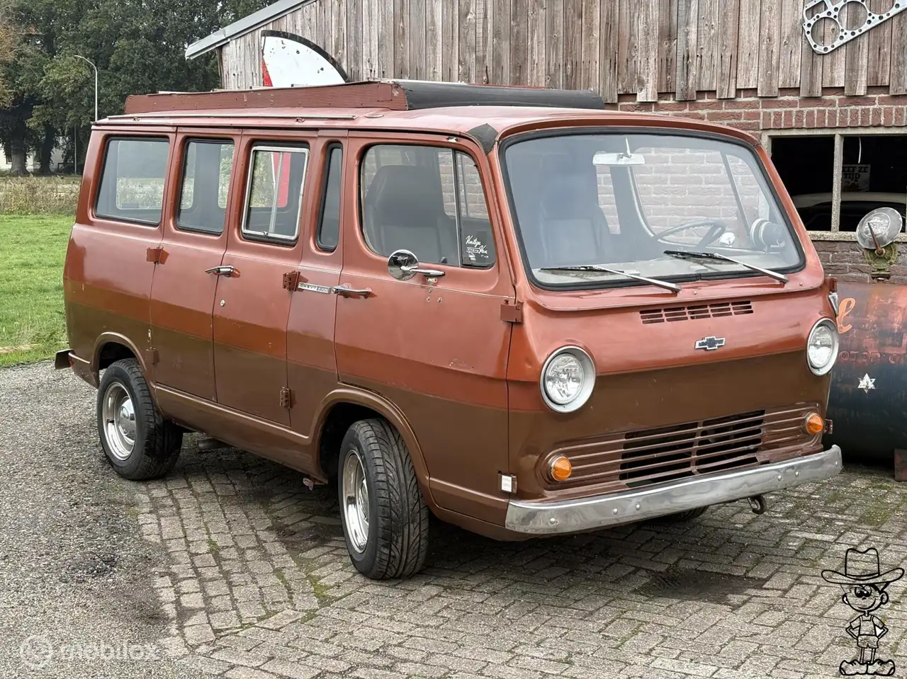 Chevrolet Chevy Van