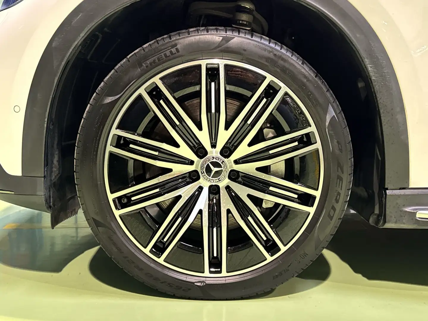 Mercedes-Benz EQE 350 350+ Blanc - 2