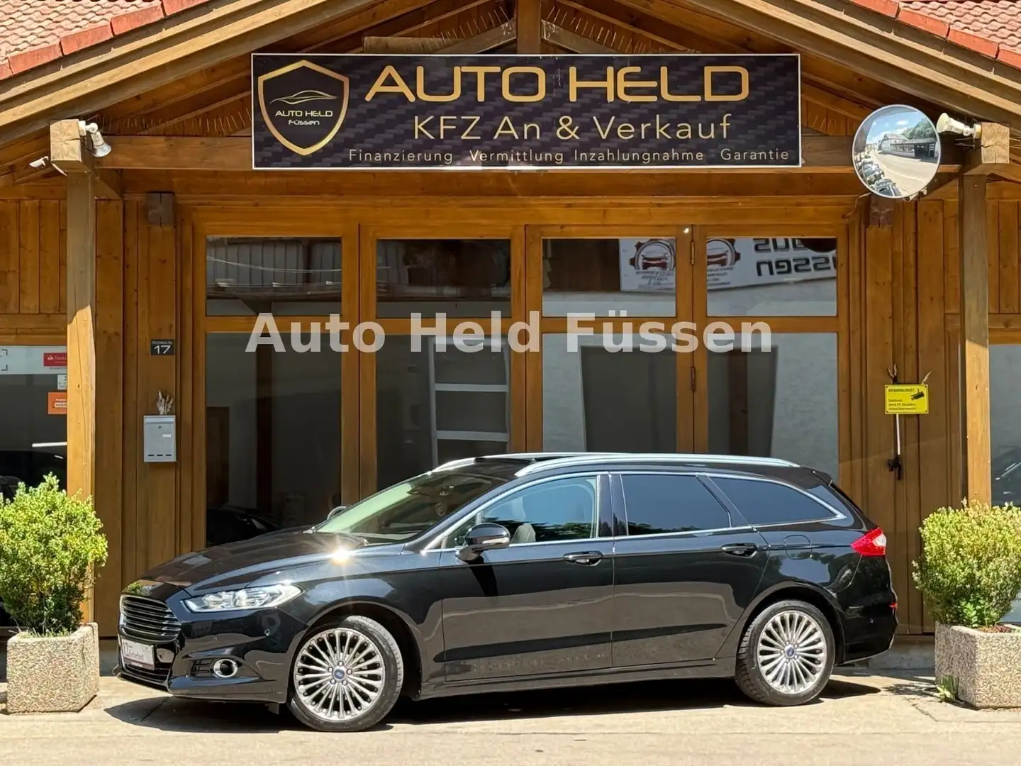 Ford Mondeo Turnier Titanium Aut Navi Pano Temp Lane Schwarz - 1