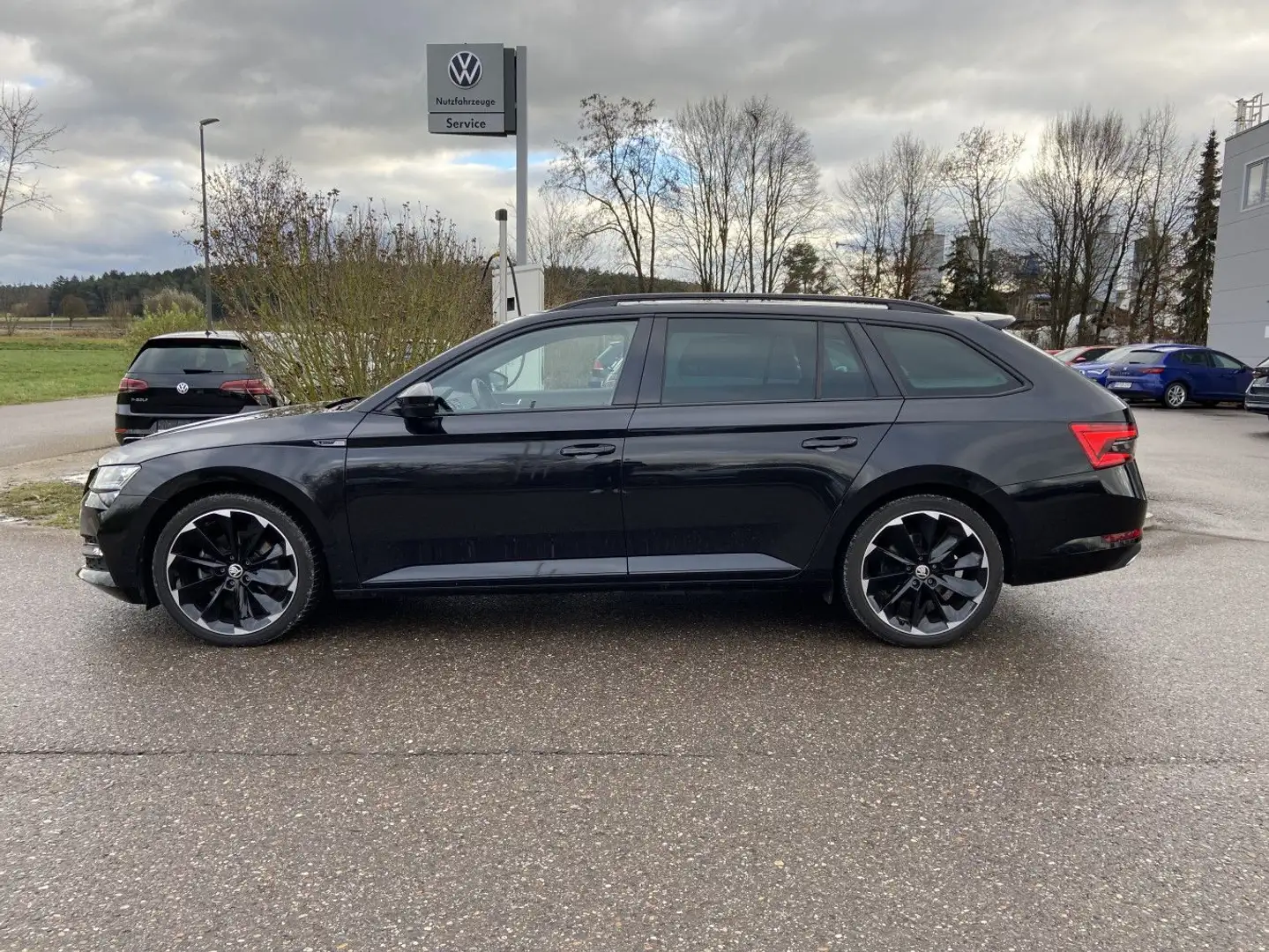 Skoda Superb Combi iV 1.4 TSI DSG SPORTLINE 19"+EL.HEC Schwarz - 2