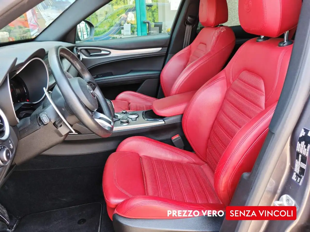 Alfa Romeo Stelvio 2024 — фото 13