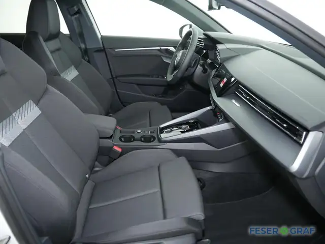 Audi A3 view 4