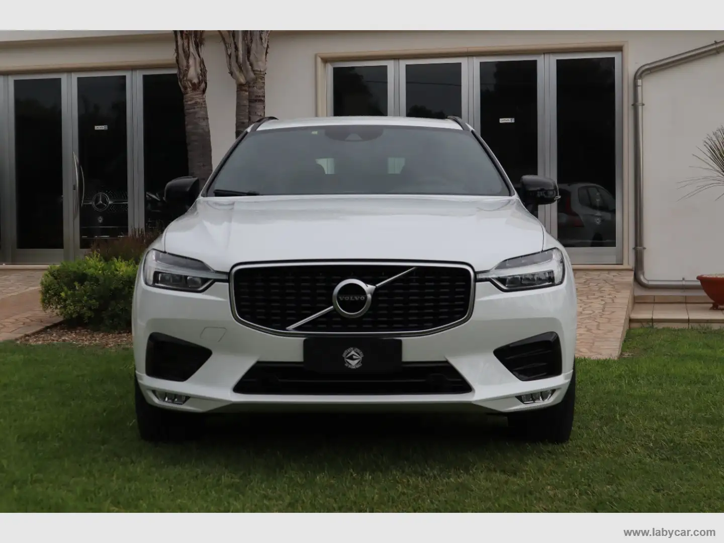 Volvo XC60 B4 (d) AWD Geatronic R-Design Bianco - 2