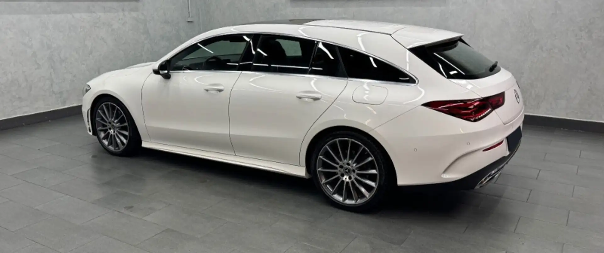 Mercedes-Benz CLA 200 Automatic Shooting Brake Premium Bianco - 2