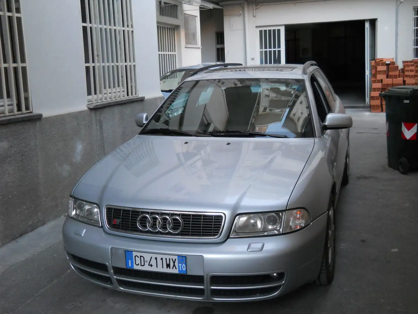 Audi S4 A4 Avant 2.7 Zilver - 1