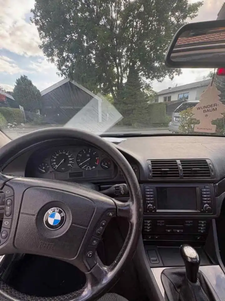 BMW 523 i E39, foto 9
