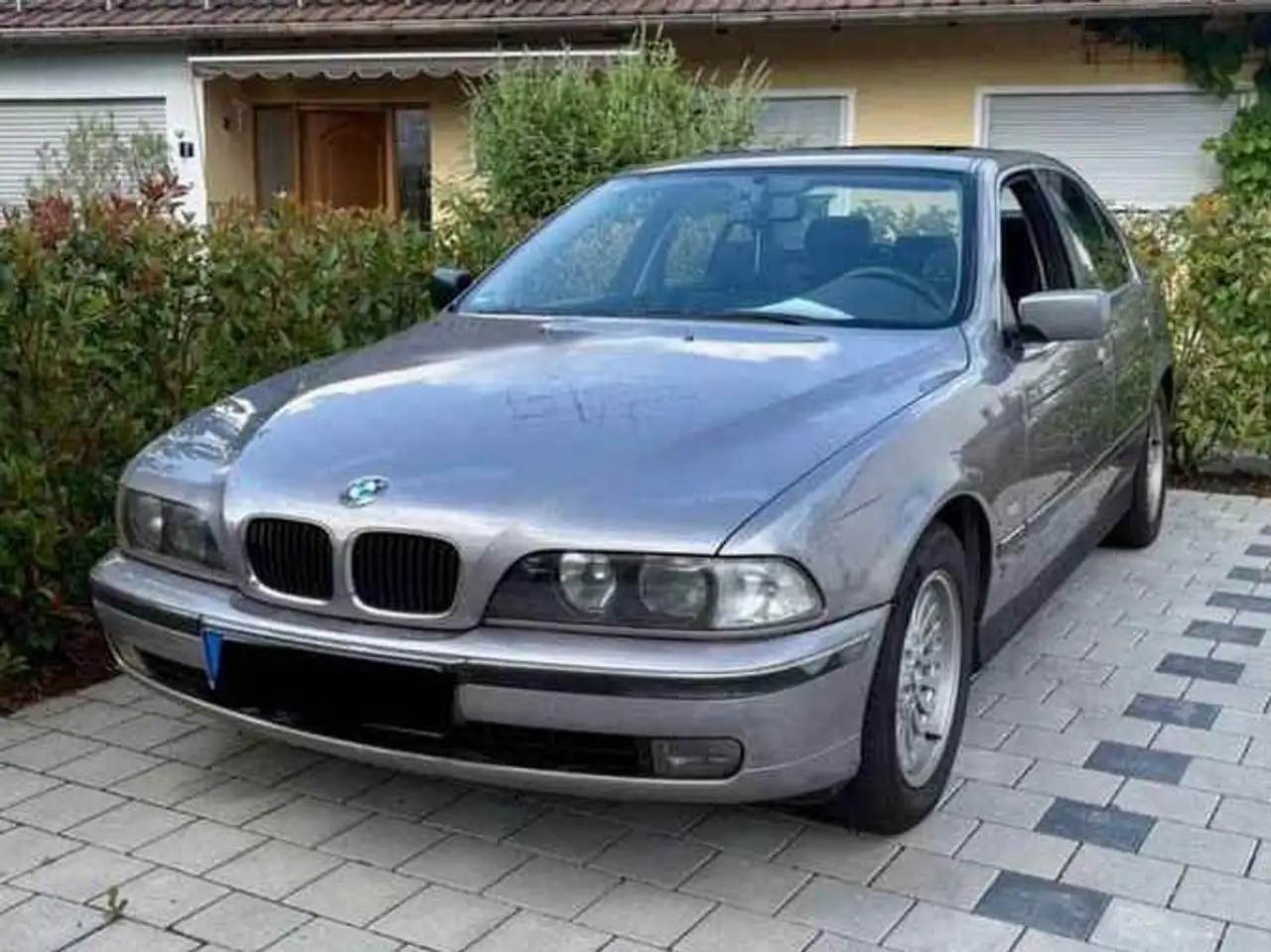 BMW 523 i E39, foto 6