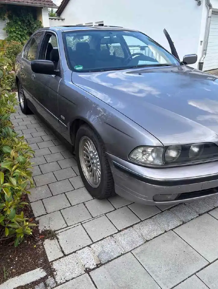 BMW 523 i E39, foto 11