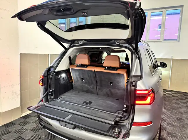 BMW X7 M M60i Individual/Carbon/7-Sitzer/B&W/Massage/Sky Ansicht 26