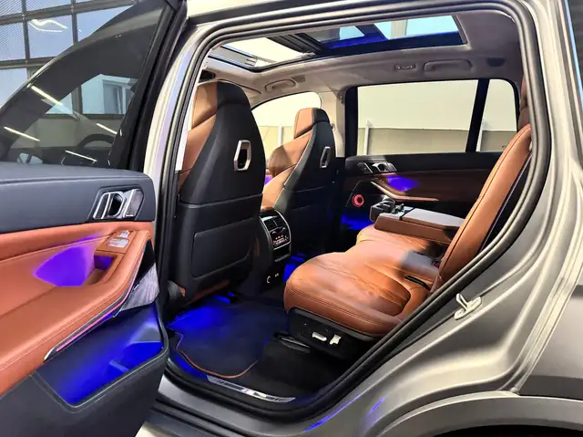 BMW X7 M M60i Individual/Carbon/7-Sitzer/B&W/Massage/Sky Ansicht 18