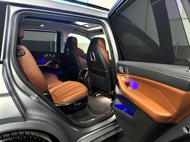 BMW X7 M M60i Individual/Carbon/7-Sitzer/B&W/Massage/Sky Ansicht 29