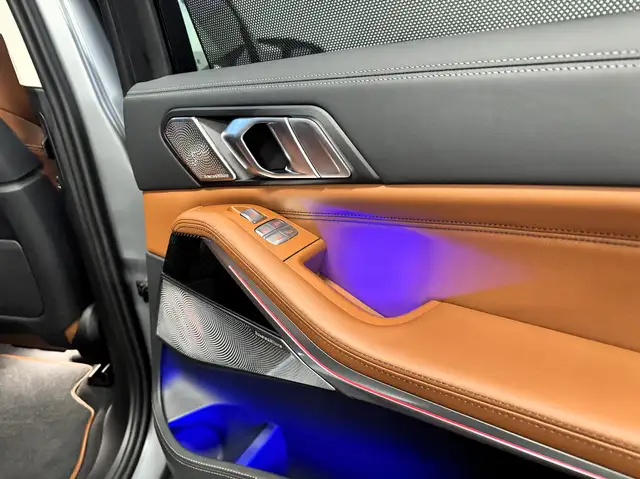 BMW X7 M M60i Individual/Carbon/7-Sitzer/B&W/Massage/Sky Ansicht 30