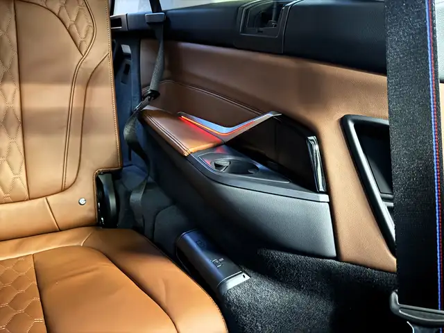 BMW X7 M M60i Individual/Carbon/7-Sitzer/B&W/Massage/Sky Ansicht 22