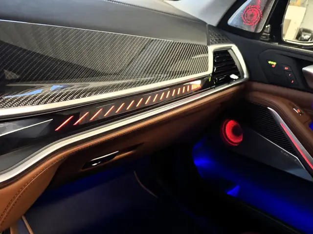 BMW X7 M M60i Individual/Carbon/7-Sitzer/B&W/Massage/Sky Ansicht 36