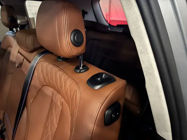 BMW X7 M M60i Individual/Carbon/7-Sitzer/B&W/Massage/Sky Ansicht 20