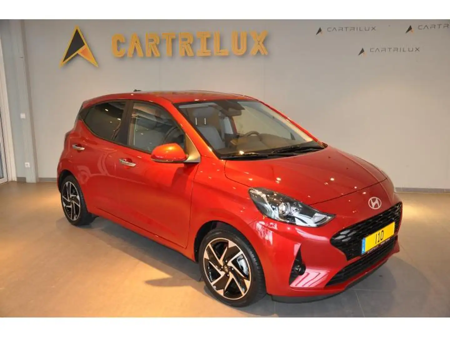 Hyundai i10 SKY 63 AUTO 5 Rouge - 1