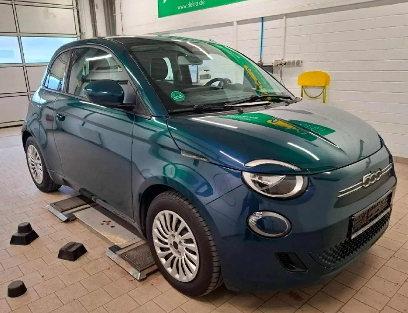 Fiat 500e 3+1-320km Reichweite-Allwetter Navi-Klima - 1