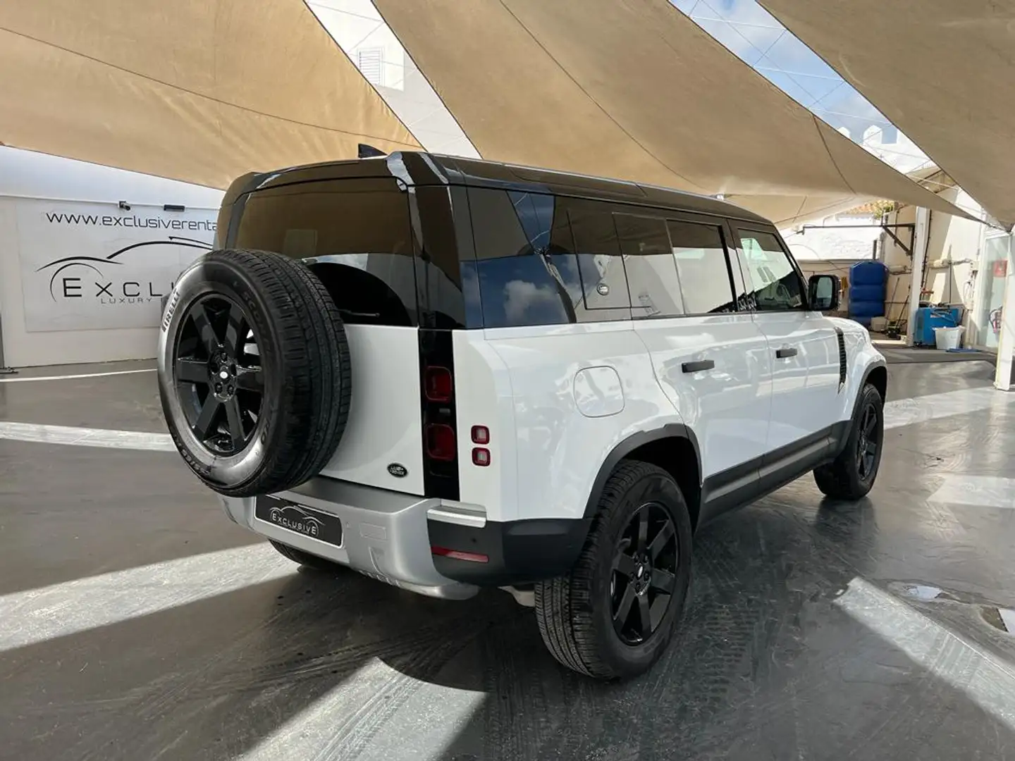Land Rover Defender 110 3.0D l6 MHEV Hard Top S AWD Aut. 250 Blanco - 2