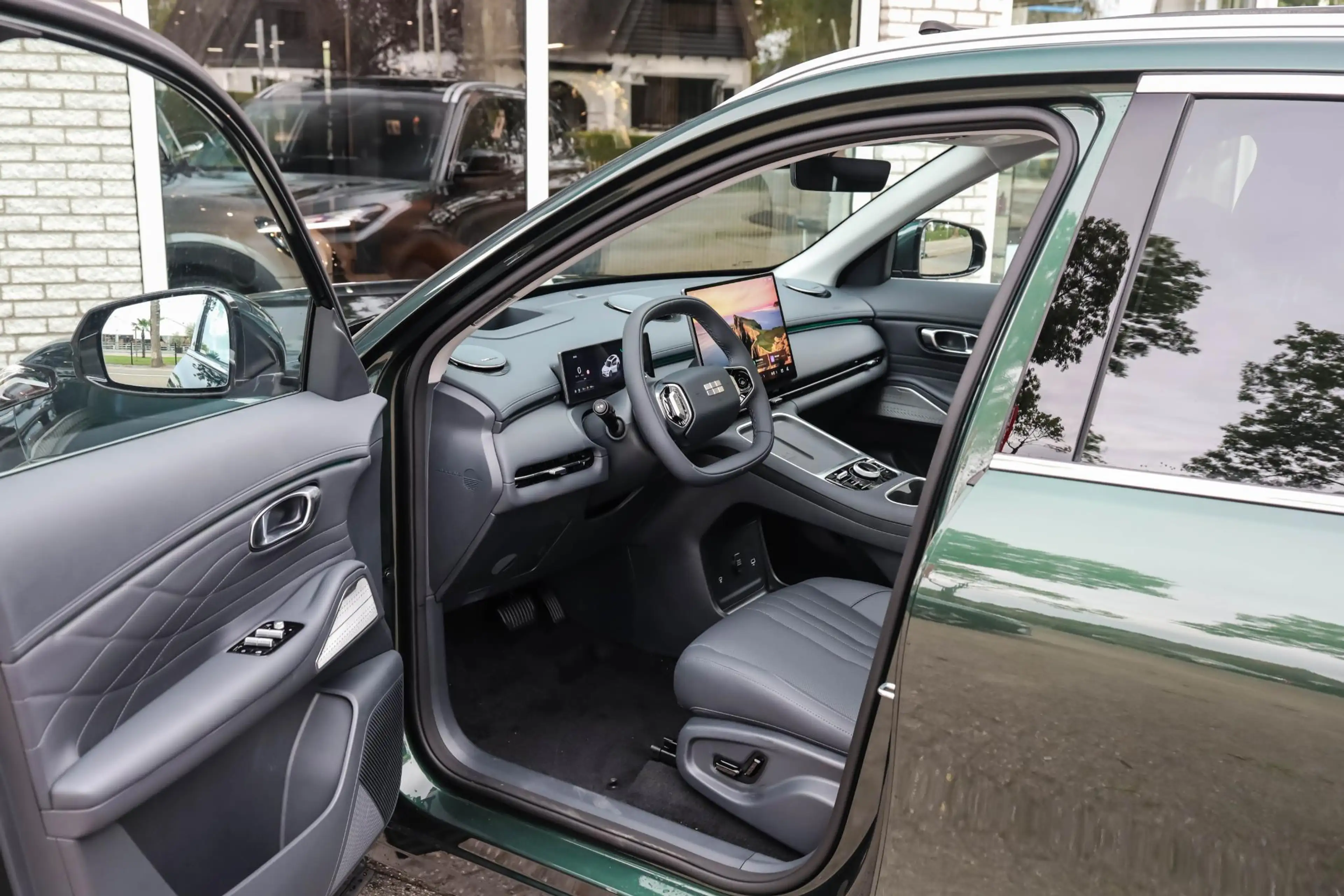 Geely Starray EM-i 1.5 Max+ Pano 360 Camera Stoel verwarming/massage — photo 5