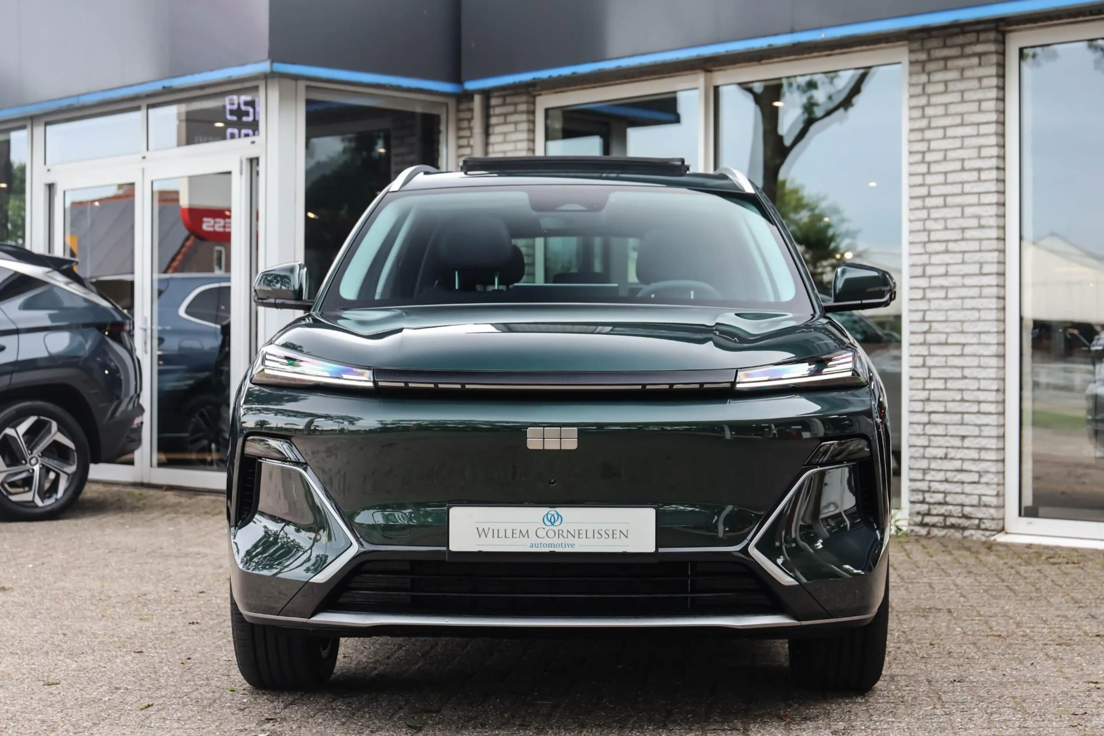 Geely Starray EM-i 1.5 Max+ Pano 360 Camera Stoel verwarming/massage — photo 11
