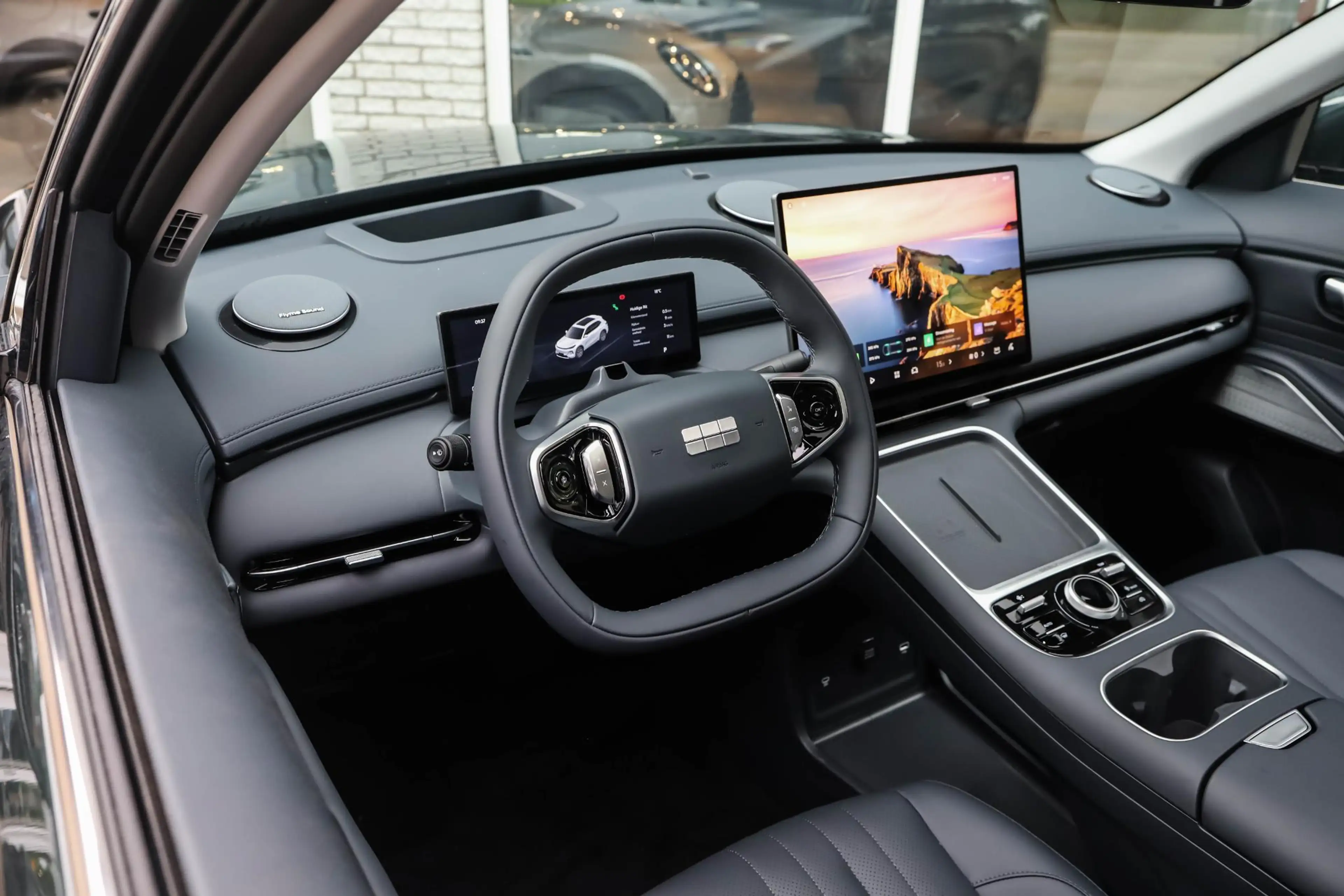 Geely Starray EM-i 1.5 Max+ Pano 360 Camera Stoel verwarming/massage — photo 10