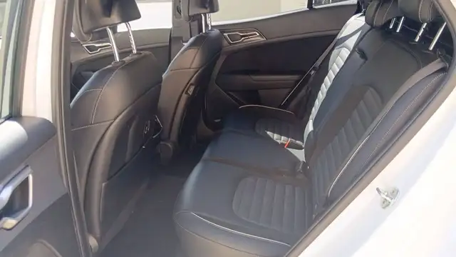 Kia Sportage view 9