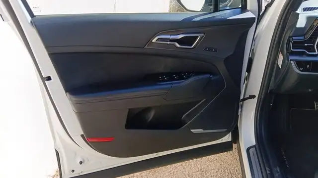 Kia Sportage view 7