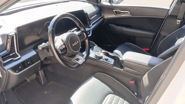 Kia Sportage view 8