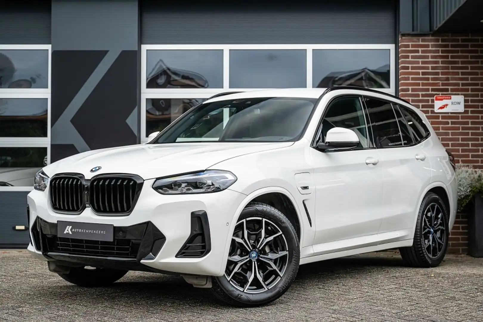 BMW X3 30e xDrive M Sport | Shadow | HIFI | Trekhaak | Ca Blanc - 1