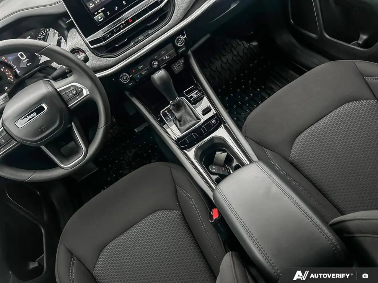 Jeep Compass снимка Jeep Compass