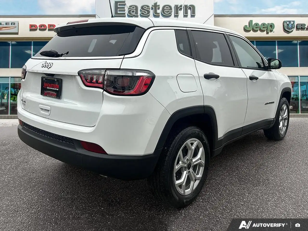 Jeep Compass снимка Jeep Compass