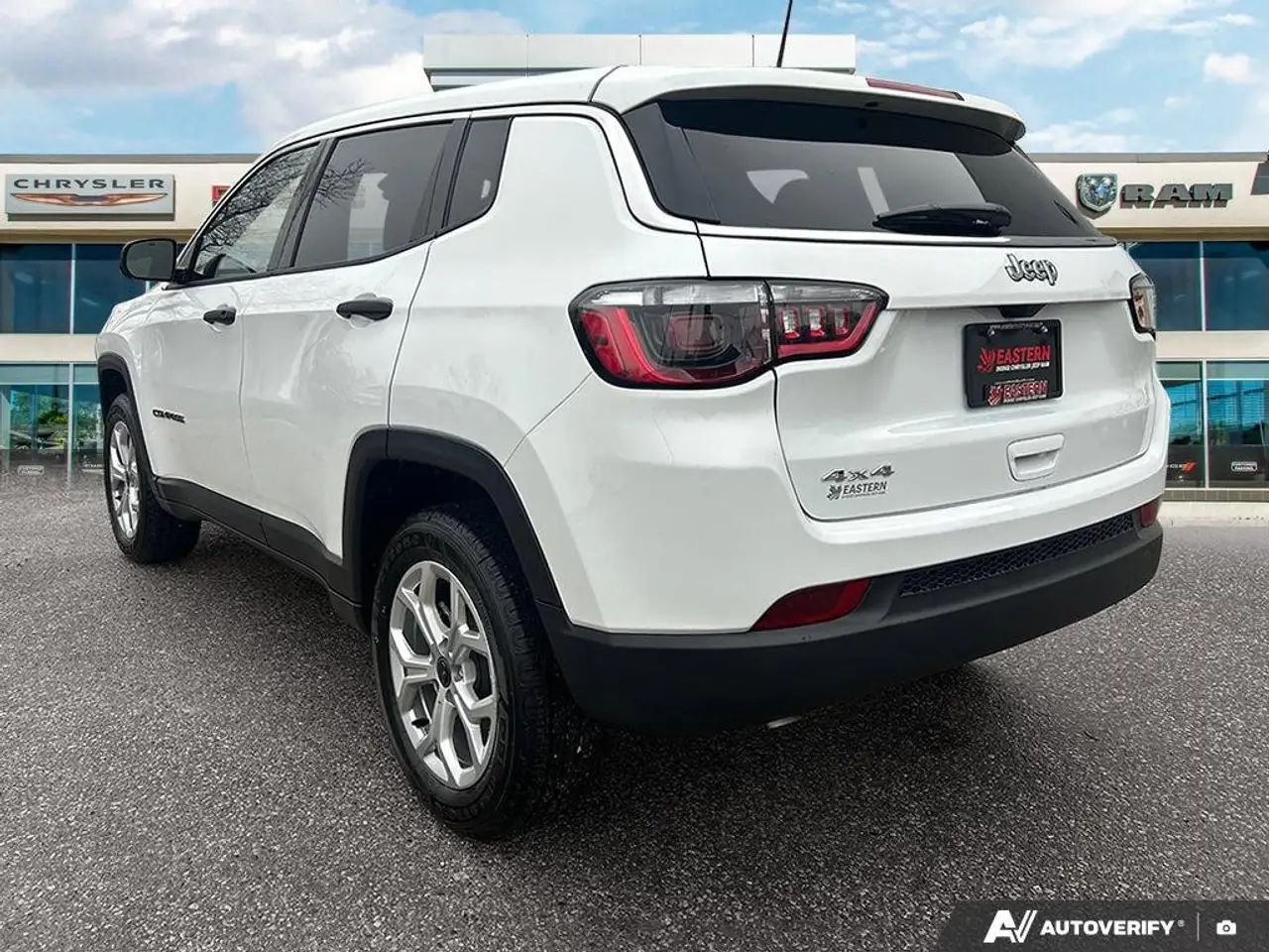 Jeep Compass снимка Jeep Compass