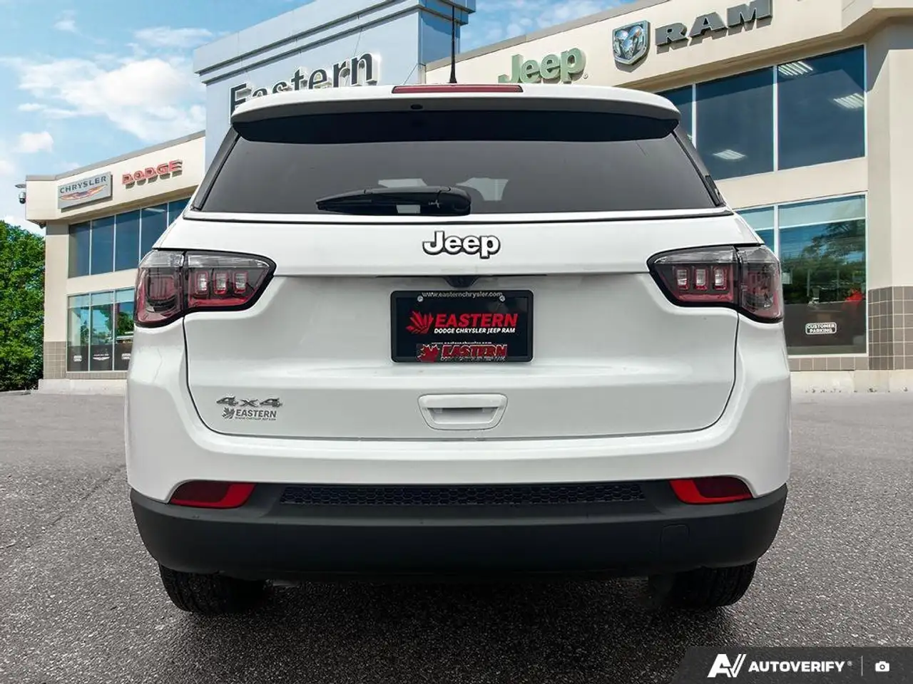 Jeep Compass снимка Jeep Compass