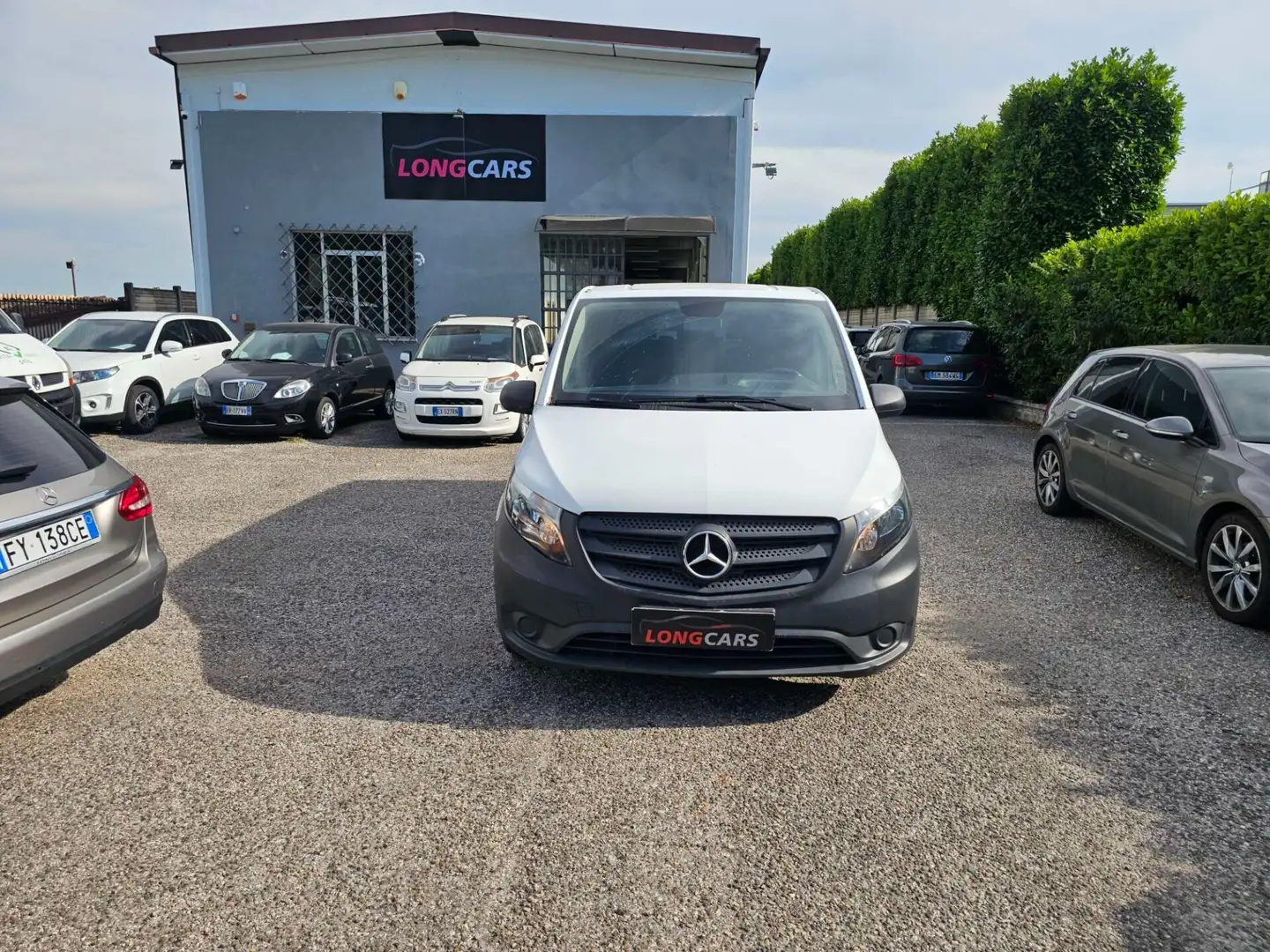 Mercedes-Benz Vito 1.6  CDI PC-SL 9 POSTI Tourer Select Long Bianco - 2
