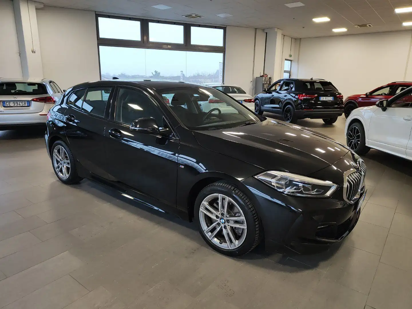 BMW 120 i 178cv 5p. Msport Auto Navi Fari LED M sport Noir - 2