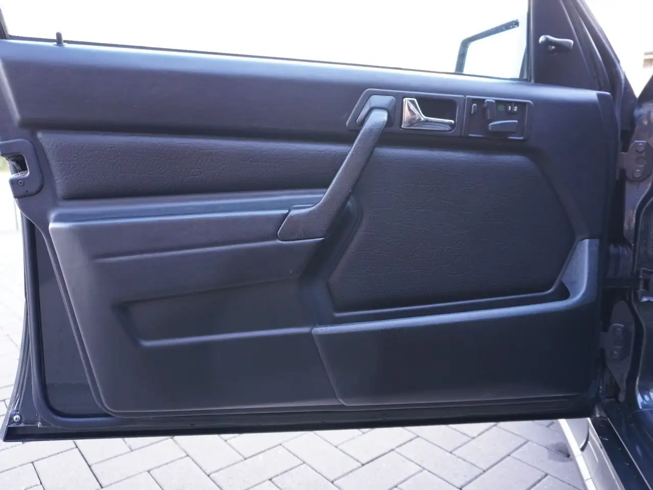 Mercedes-Benz 190 E 2,3 16 V, foto 10