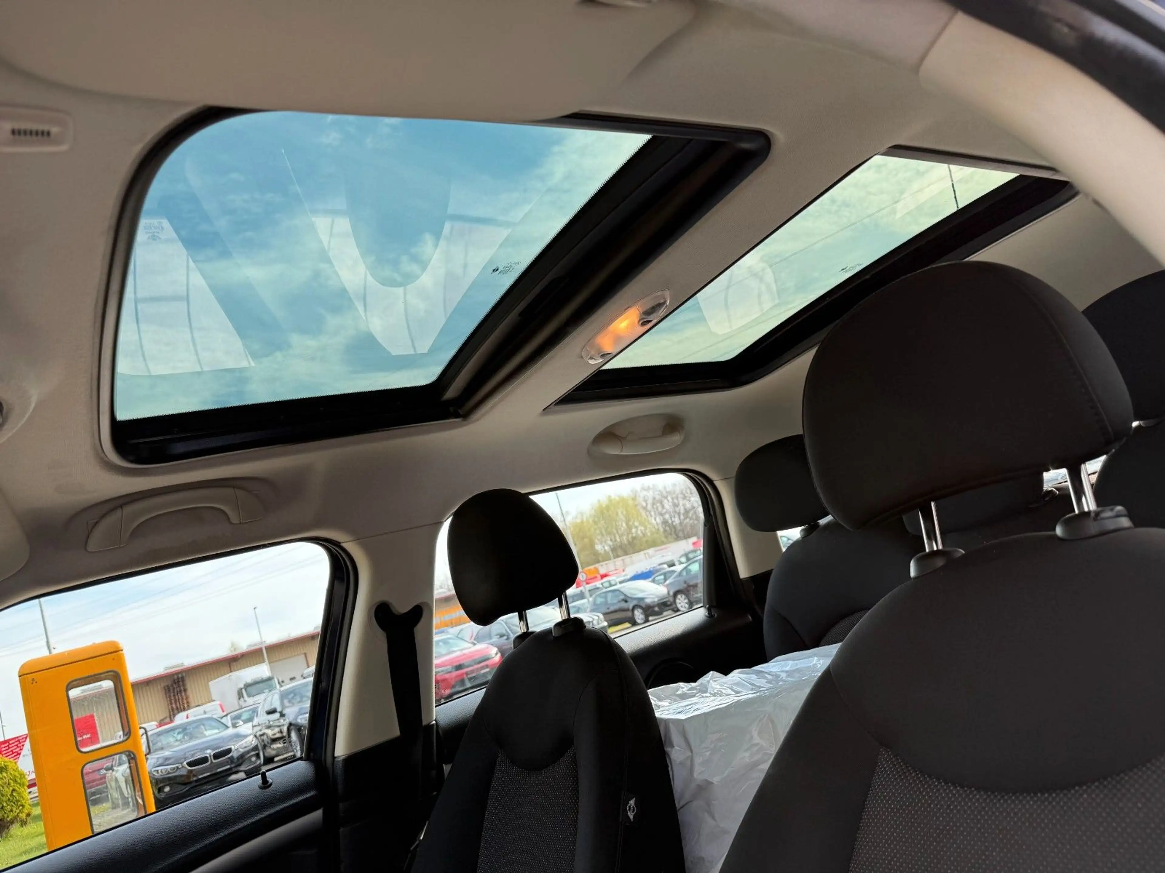 MINI Cooper D Countryman(Insp.neu/Tüv 05.27/ab.AHK) — photo 9