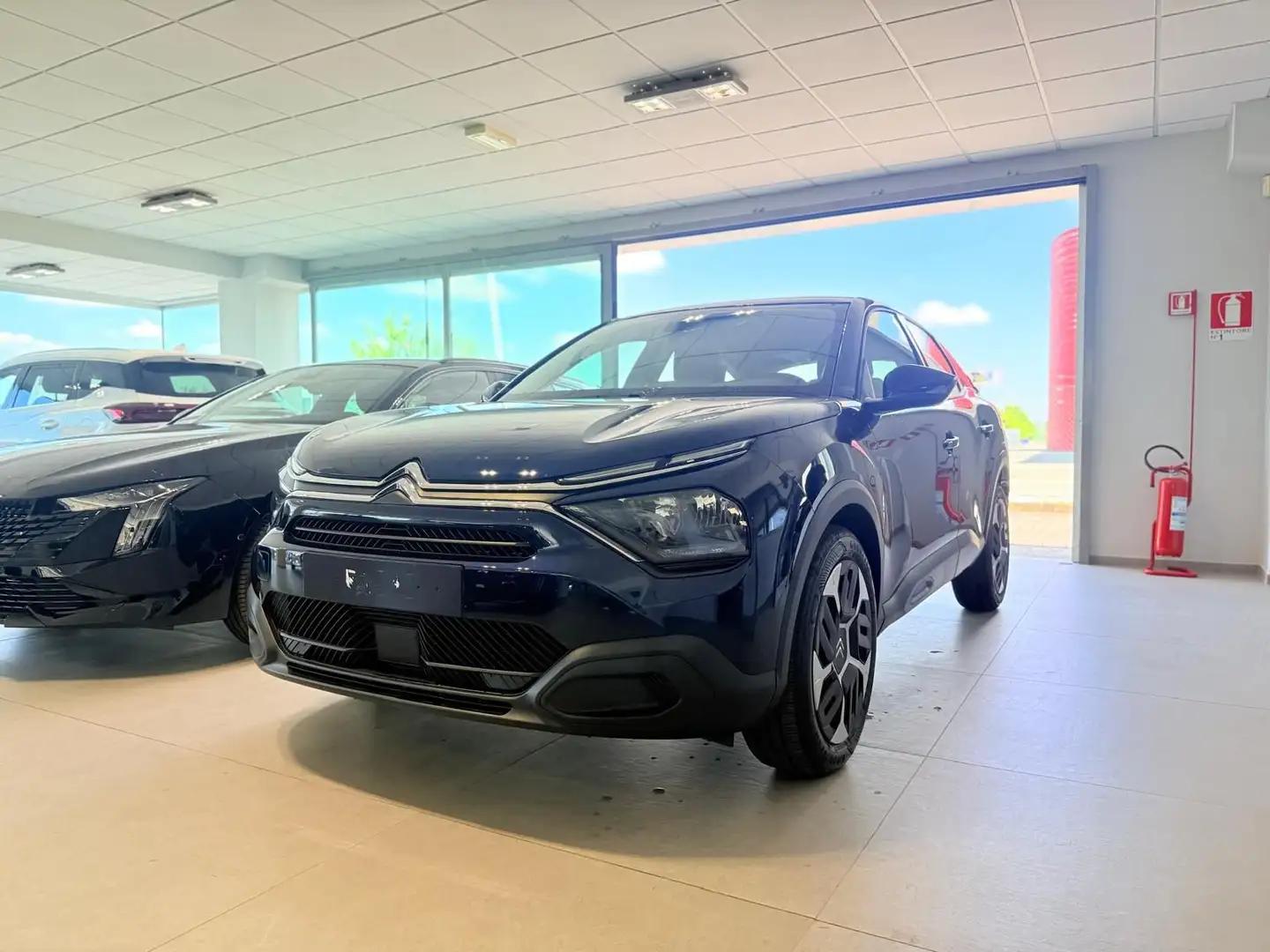 Citroen C4 PureTech 100 S&S You Albastru - 2