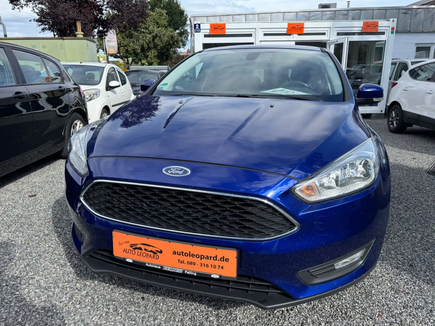 Ford Focus Lim. Business 1,0 Blau - 1