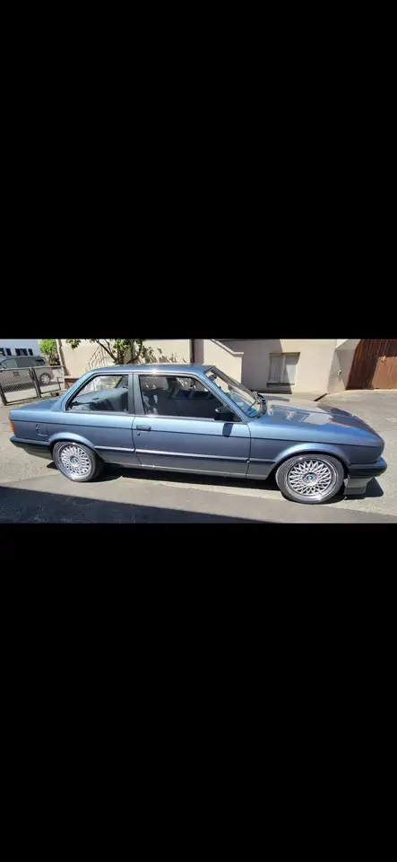BMW 318i, foto 3