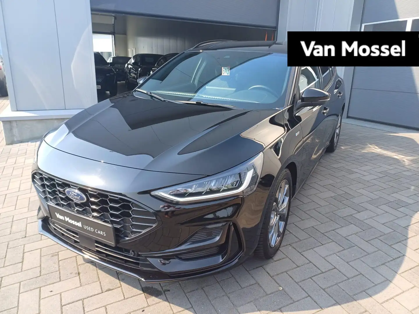 Ford Focus Clipper ST Line Style|Automaat||Camera|Carplay Zwart - 1