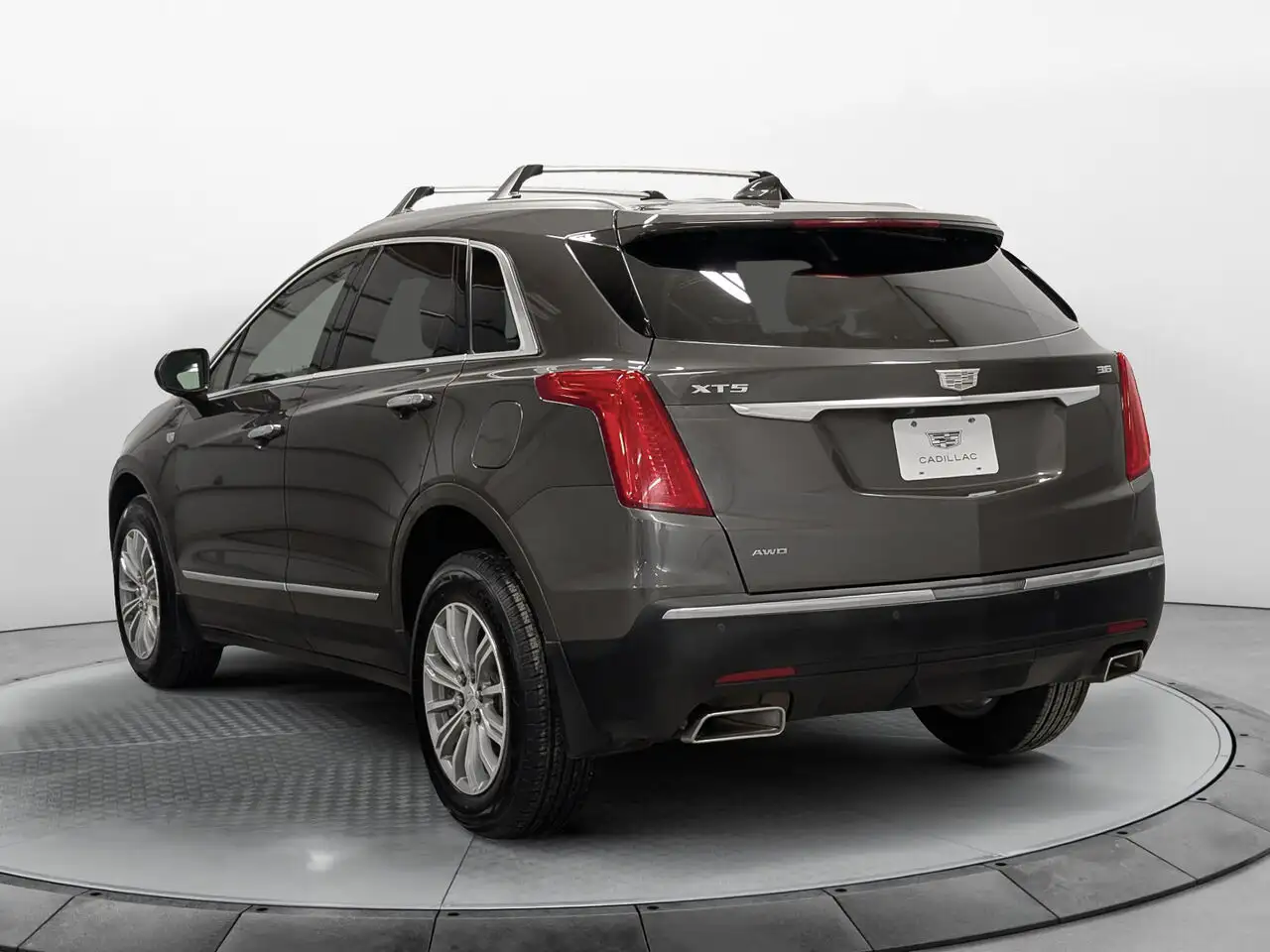 Cadillac XT5 снимка Cadillac XT5