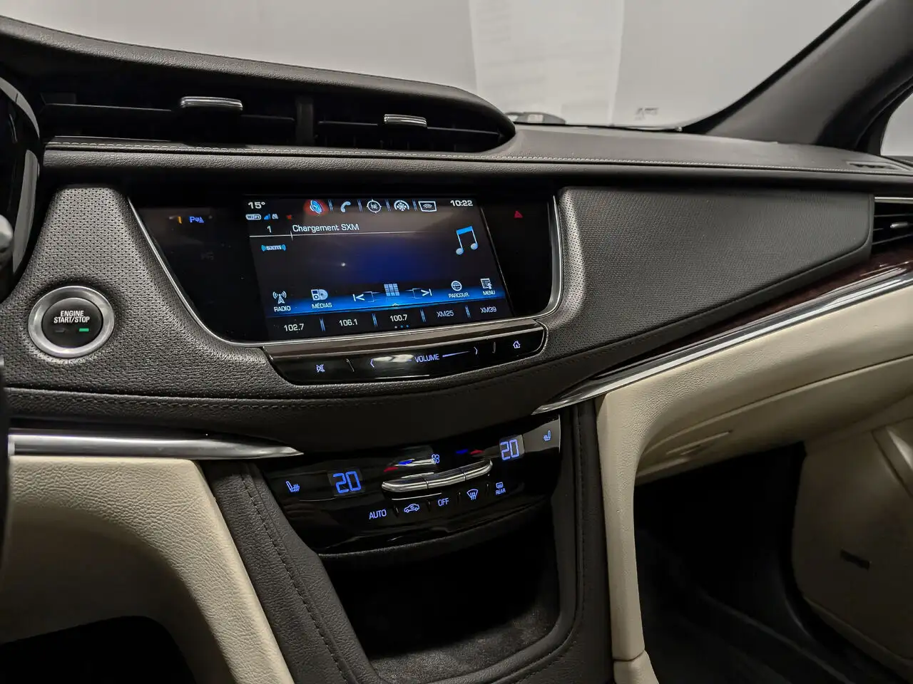 Cadillac XT5 снимка Cadillac XT5