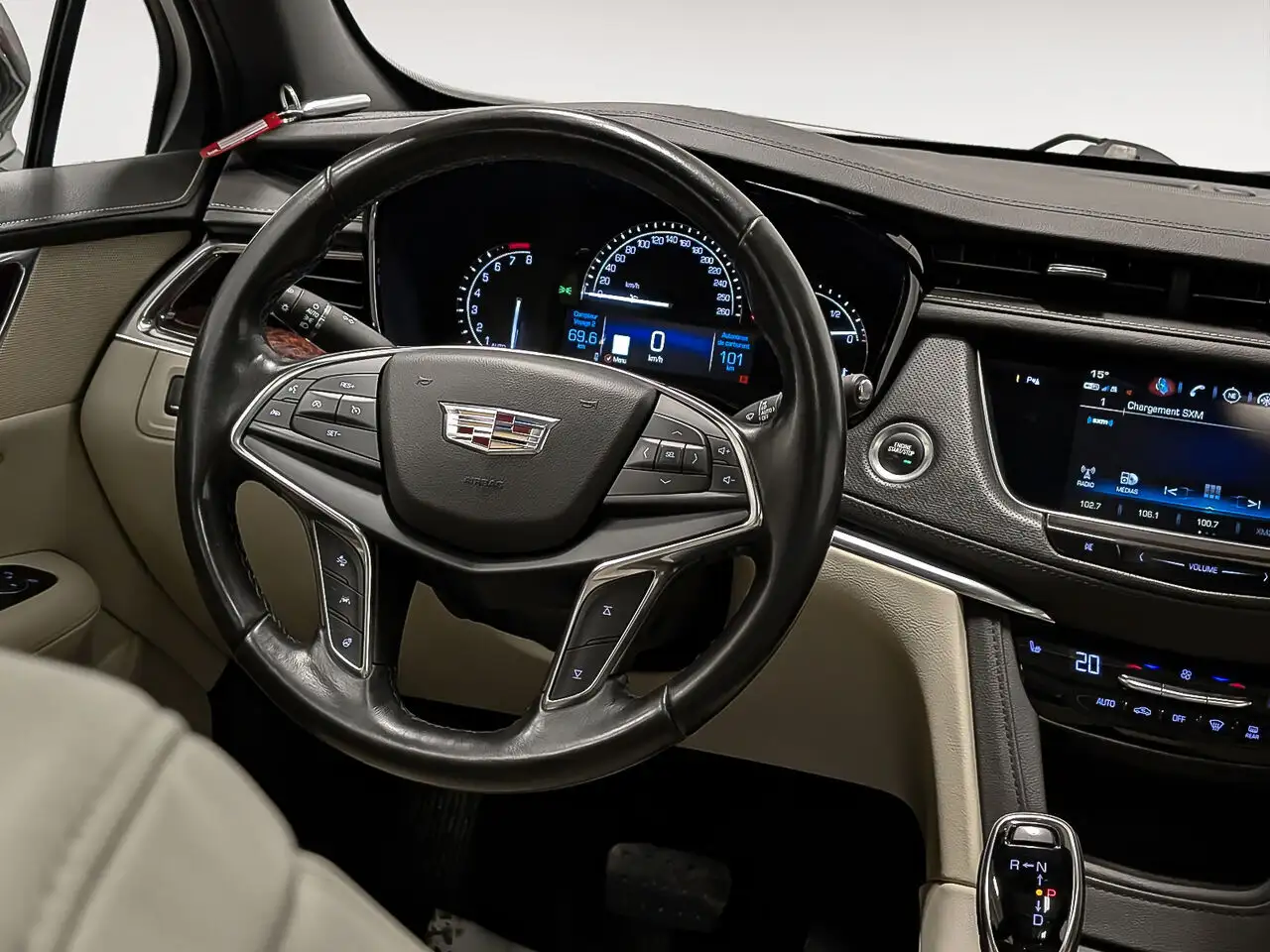 Cadillac XT5 снимка Cadillac XT5