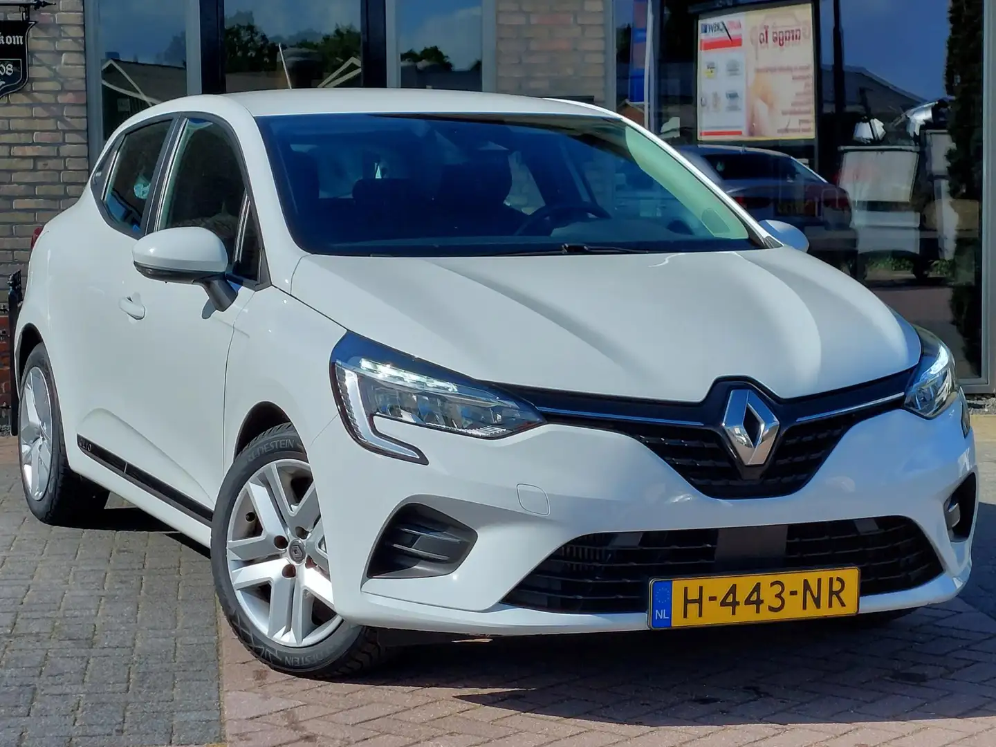 Renault Clio 1.0 TCe Zen | Navi | 1e eigenaar | Apple Carplay / Wit - 2