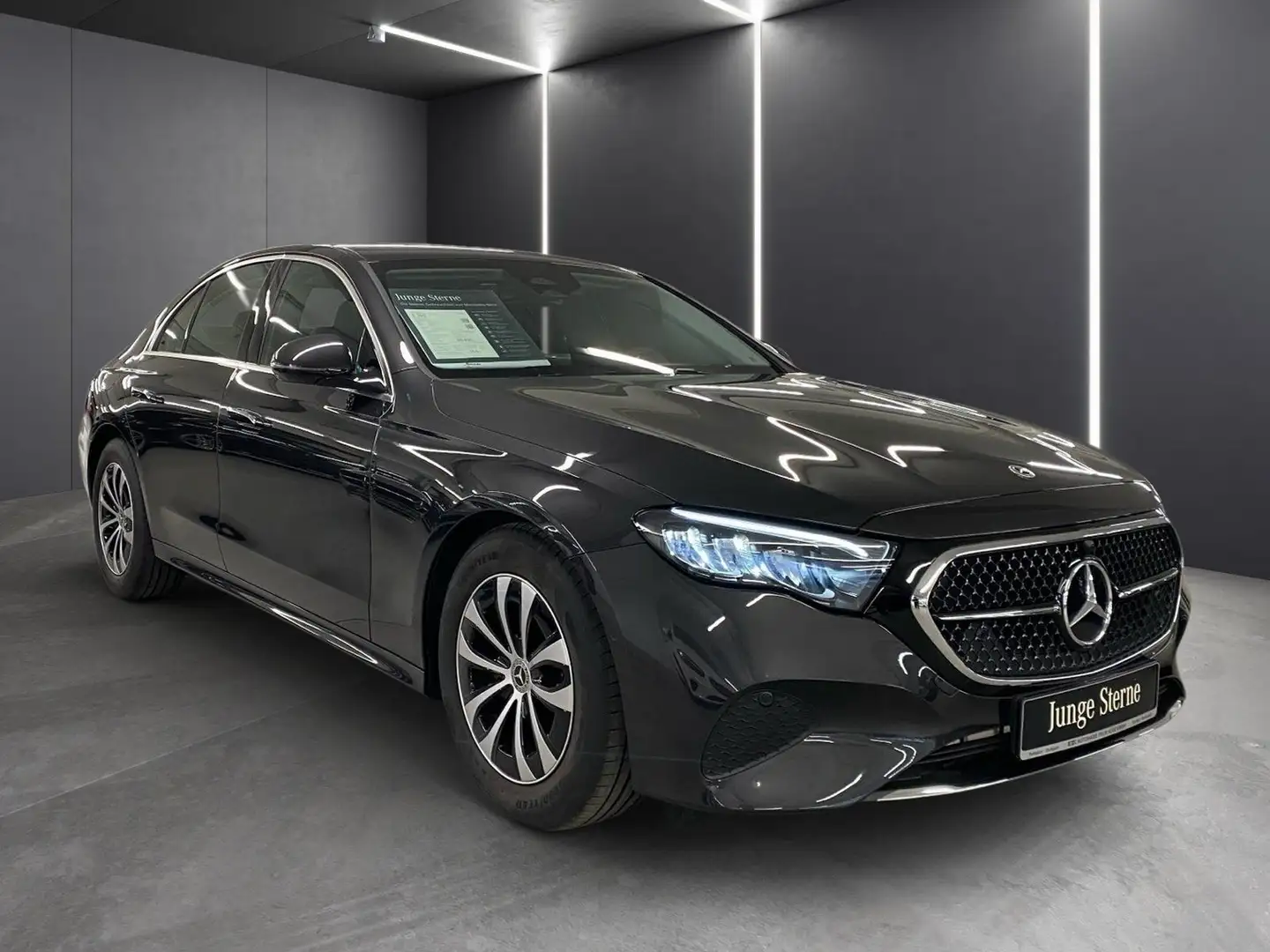 Mercedes-Benz E 200 Avantgrade*Distronic*Totwi*LED*Ambien*Kam* Gris - 2